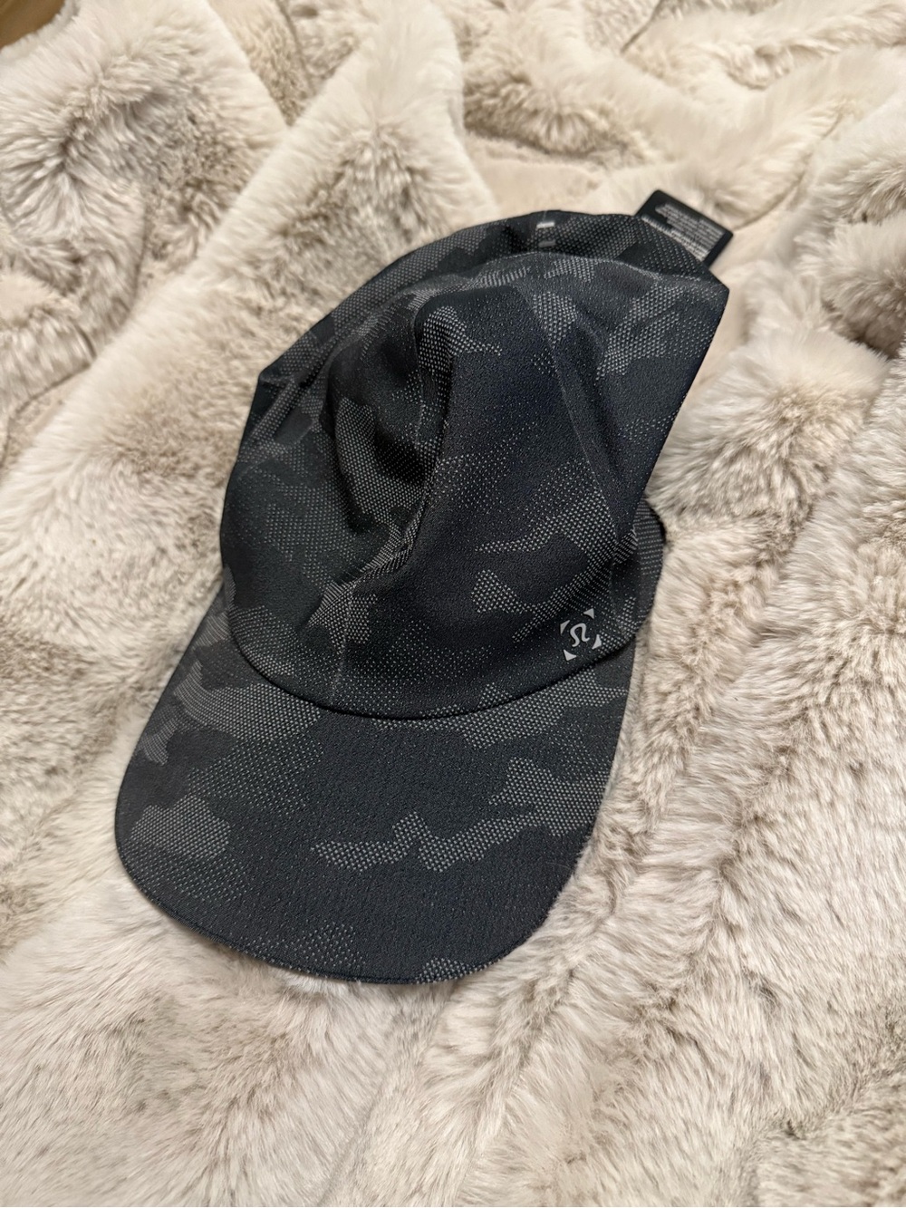 lululemon athletica Black/Camo Performance Cap